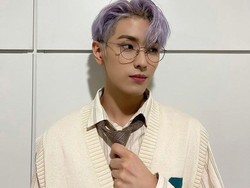 Beda Dari yang Lain, Idol Kpop Ini Bantu Fansnya Kerjakan Soal Matematika