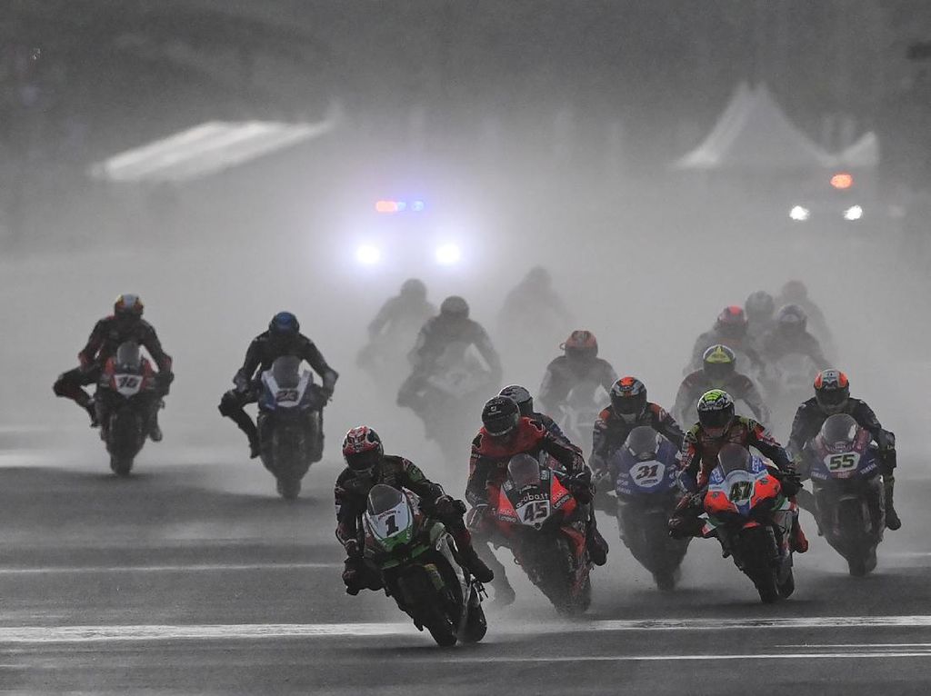 Masalah Drainase Disinggung Rider WSBK, Mandalika Dibenahi buat MotoGP Masalah Drainase Disinggung Rider WSBK, Mandalika Dibenahi buat MotoGP