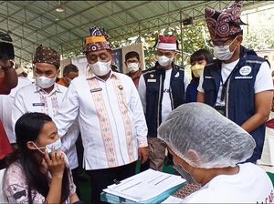 Pantau Vaksinasi Pelaku Parekraf, Sandiaga Kunjungi Tana Toraja