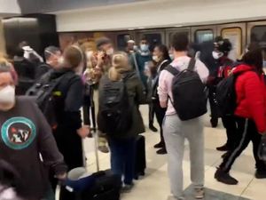 Suara Tembakan Bikin Heboh Bandara di Atlanta AS Suara Tembakan Bikin Heboh Bandara di Atlanta AS