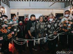 Resmi! Jalan Tunjungan Surabaya Jadi Destinasi Wisata Resmi! Jalan Tunjungan Surabaya Jadi Destinasi Wisata