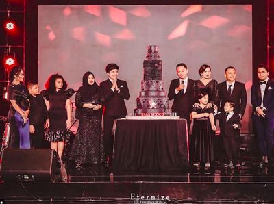 10 Potret Ultah Atta Halilintar, Kado dari Mobil sampai Mejeng di Times Square