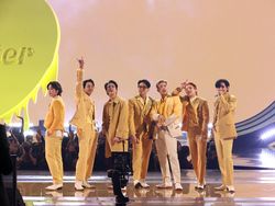 BTS, BLACKPINK dan TXT Masuk Album Terlaris Billboard 2021
