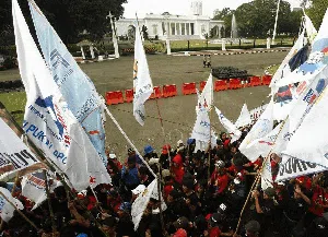 Kesal UMP 2022 Cuma Naik Secuil, Buruh Mau Geruduk Lokasi Ini