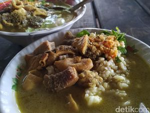 Soto Kanigoro, Paduan Babat Empuk dan Kuah Santan Nikmat dari Blitar Soto Kanigoro, Paduan Babat Empuk dan Kuah Santan Nikmat dari Blitar
