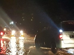 Puluhan Rumah di Polman-Jalan Trans Sulawesi Terendam Banjir