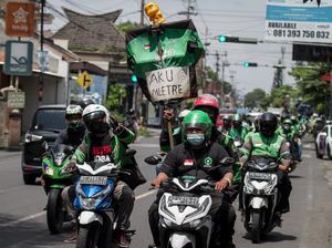 Saat Massa Driver Ojol Desak Gibran Perjuangkan Tarif Gojek Solo Saat Massa Driver Ojol Desak Gibran Perjuangkan Tarif Gojek Solo