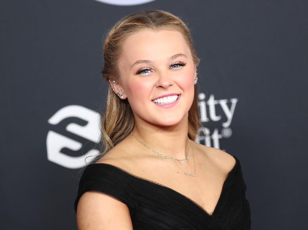 Jojo Siwa Tampil dengan Rambut Baru, Dipotong Super Pendek Jojo Siwa Tampil dengan Rambut Baru, Dipotong Super Pendek
