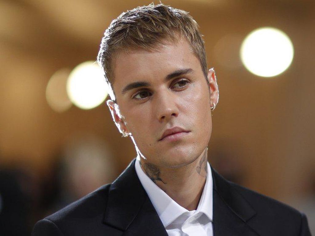 Justin Bieber Jual Hak Ratusan Lagunya Seharga USD 200 Juta