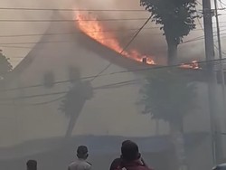 Klenteng Poo An Kiong Blitar Terbakar