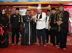 Ketua DPD Diangkat Jadi Pembina Paguron Jalak Banten Nusantara