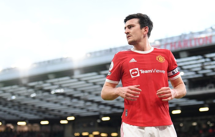 MANCHESTER, ENGLAND - OCTOBER 24: Harry Maguire of Manchester United looks on during the Premier League match between Manchester United and Liverpool at Old Trafford on October 24, 2021 in Manchester, England. (Photo by Michael Regan/Getty Images)