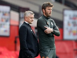 Carrick sendiri terbilang masih hijau di dunia kepelatihan. Tapi Solskjaer kabarnya percaya penuh pada salah satu mantan rekan satu timnya itu. (Foto: Getty Images/Pool)