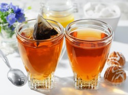 12 Minuman Pembakar Lemak Perut yang Bikin Perut Ramping