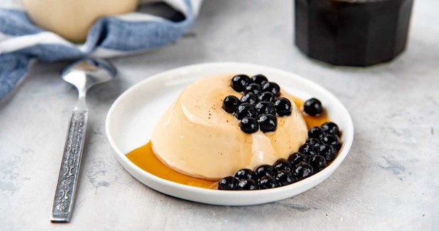 Panna cotta boba menjadi dessert yang digemari banyak masyarakat/Foto: Theflavorbender.com Panna cotta boba menjadi dessert yang digemari banyak masyarakat/Foto: Theflavorbender.com