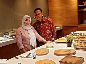 Manisnya Momen Ngopi Ibu Tiri Vanessa Angel, Puput Soedrajat dan Suami