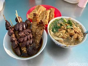 Sluurp! Gurih Manis Soto Ayam Bokoran yang Kondang Lezatnya 72 Tahun Sluurp! Gurih Manis Soto Ayam Bokoran yang Kondang Lezatnya 72 Tahun