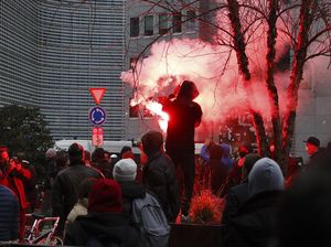 Aksi Warga Belgia Protes Pembatasan COVID hingga Bentrok dengan Polisi