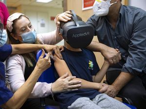 Cara Unik Bocah di Israel Biar Nggak Takut Divaksin, Pakai VR!