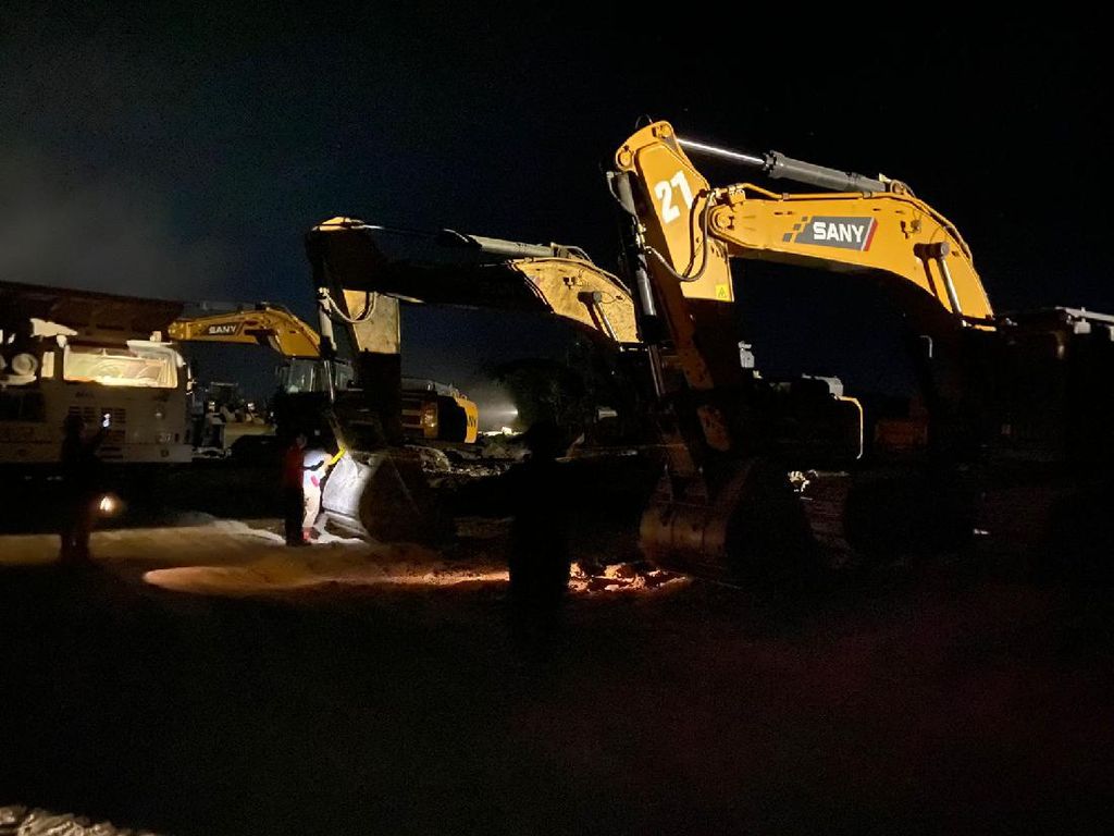 Diduga Terlibat Tambang Ilegal, 2 WN China Ditangkap di Kalsel Diduga Terlibat Tambang Ilegal, 2 WN China Ditangkap di Kalsel