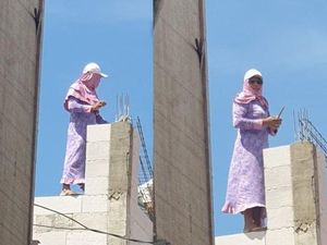 8 Ide Cemerlang ala Tukang Bangunan Demi Hindari Panas, Bikin Cekikikan