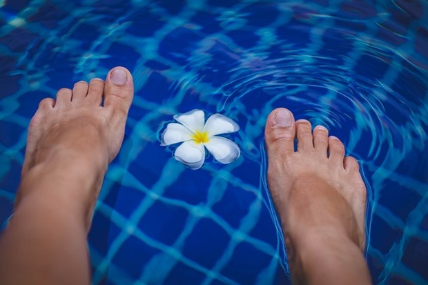 Ilustrasi kaki di air/Pexels.com/ Valeria Boltneva Ilustrasi kaki di air/Pexels.com/ Valeria Boltneva