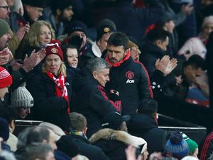 Carrick: Ibanya Hatiku, Ole Carrick: Ibanya Hatiku, Ole