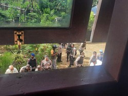 Polisi Geledah Asrama Mahasiswa di Manokwari, 9 Orang Diamankan