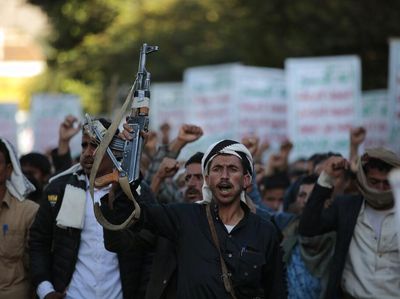 Pendukung Houthi Tolak Intervensi AS dan Koalisi Arab Saudi
