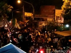 Ratusan Pesilat di Mojokerto Demo Polsek Dawarblandong