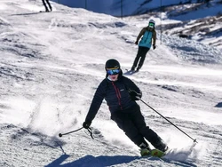 Turis Inggris dan AS Tewas Saat Main Ski di Pegunungan Alpen Prancis