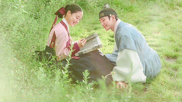 Sung Deok Im dan Lee San dalam Thee Red Sleeve Cuff/MBC Drama Sung Deok Im dan Lee San dalam Thee Red Sleeve Cuff