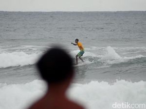 Pangandaran Ingin Jadi Spot Surfing Buat Wisman
