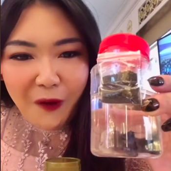 Suvenir Pernikahan Ikan Cupang, Tamu Undangan: Pulang Bawa Tanggung Jawab