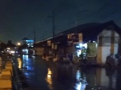 BMKG Maritim Ingatkan Waspada Banjir Rob Malam Ini di Pesisir Pantai Surabaya