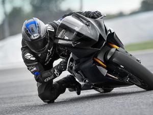 Baru Dirilis, Ini Wujud Yamaha R6 RACE dan R6 GYTR Model Tahun 2022 Baru Dirilis, Ini Wujud Yamaha R6 RACE dan R6 GYTR Model Tahun 2022