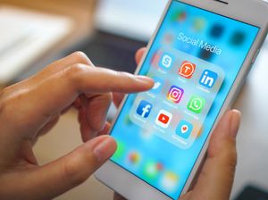 Koneksi Internet Kalian Gangguan? Pakai Seperlunya Dulu Ya Koneksi Internet Kalian Gangguan? Pakai Seperlunya Dulu Ya