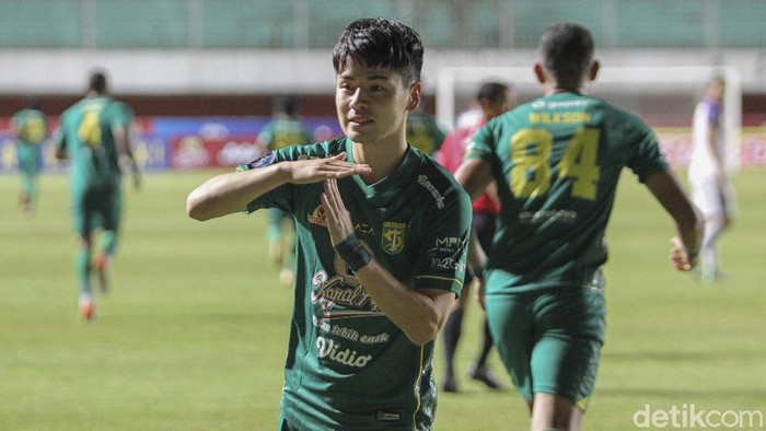 Persebaya Surabaya menang besar atas Persita Tangerang. Bajul Ijo meraih hasil 4-0 pada pekan ke-13 BRI Liga 1 2021 di Stadion Maguwoharjo, Rabu (24/11/2021).