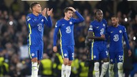 Kemenangan 4-0 ini sekaligus memastikan Chelsea menyegel tiket ke-16 besar. Mereka kini juga menggusur Juventus dari puncak klasemen. AP Photo/Matt Dunham.
