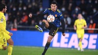 CR7 mencetak gol teranyarnya ke gawang Villarreal dalam kemenangan 2-0 buat MU. (Foto: Getty Images/Aitor Alcalde)