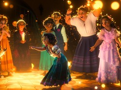 Encanto: Rumah Penuh Keajaiban dan Problematika Keluarga