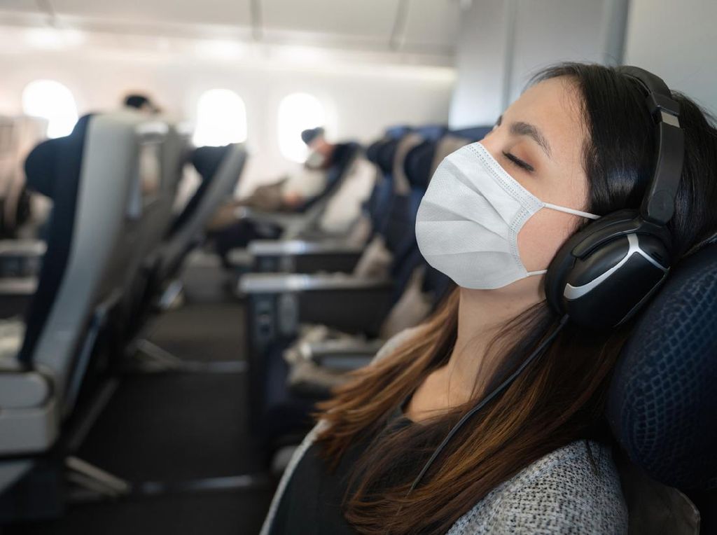Kata Pramugari, Lebih Baik Tidur daripada Makan di Pesawat