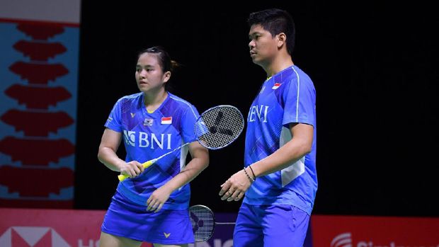 Praveen Jordan/Melati Daeva Oktavianti ke babak 16 besar Indonesia Open 2021.