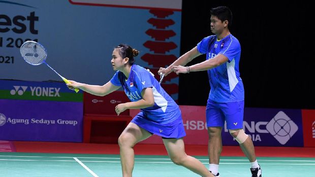 Praveen Jordan/Melati Daeva Oktavianti lolos ke babak 16 besar Indonesia Open 2021.
