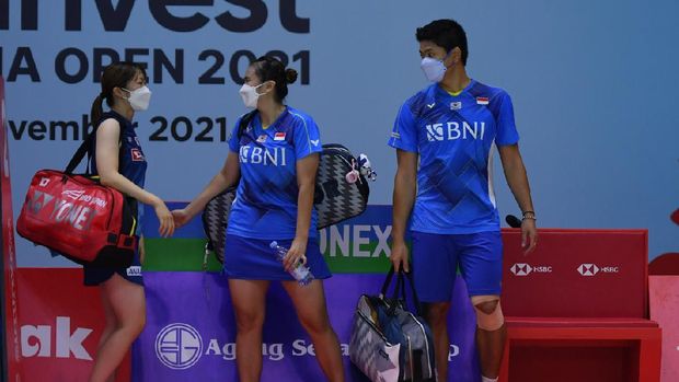 Praveen Jordan/Melati Daeva Oktavianti lolos ke babak 16 besar Indonesia Open 2021.