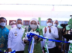 Menaker Apresiasi LTSA Polewali Mandar untuk Kuatkan Pelindungan PMI