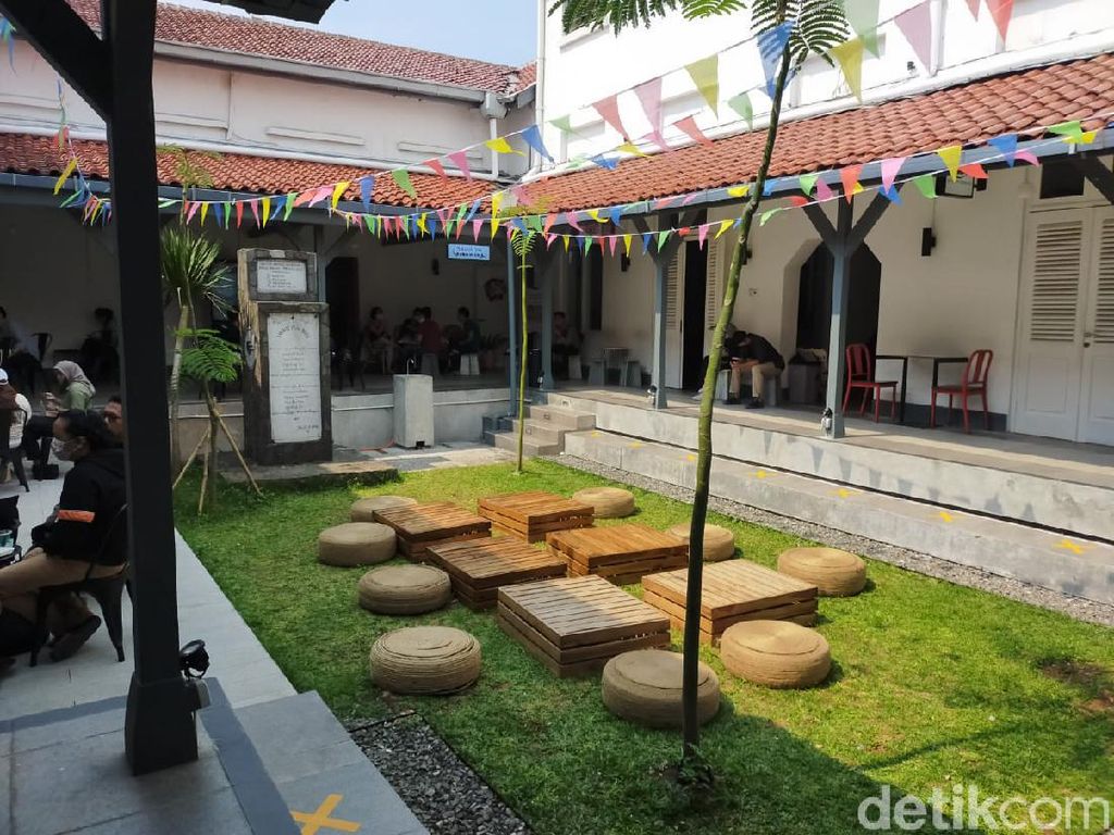 Kantor Pos di Bandung & Surabaya Bakal Disulap Jadi Tempat Nongkrong