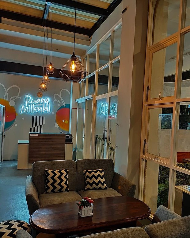 ruang millenial coworking space