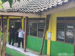 Miris, Ruang Kelas di Sragen Nyaris Roboh-Tak Layak Huni