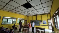 Siswa SD di Sragen Belajar di Musala Imbas Ruang Kelas Nyaris Ambruk